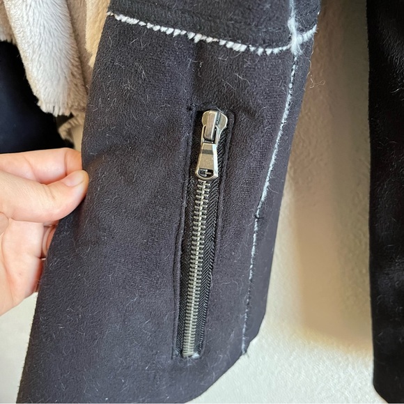 Love Stitch Black and Cream Faux Suede and Sherpa Jacket md - Picture 7 of 10